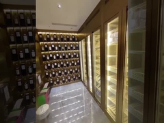 Armário para vinhos de design simples e acessível em aço inoxidável para uso doméstico