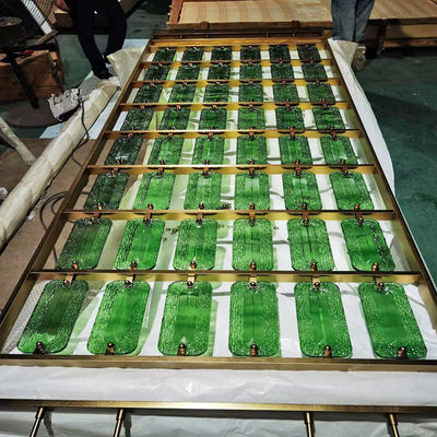 Bom preço Desenho personalizado de aço inoxidável vidro verde cristal sala de estar de entrada Foyer Screen Partition on-line
