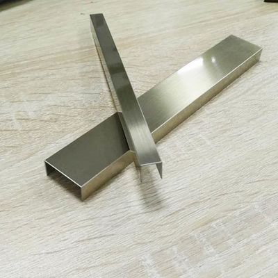 Bom preço Grau 304 316L 201 Ouro Prata Rosa Ouro Cor Em U Forma de Aço Inoxidável Faixa de Acabamento para Divisória de Azulejo on-line