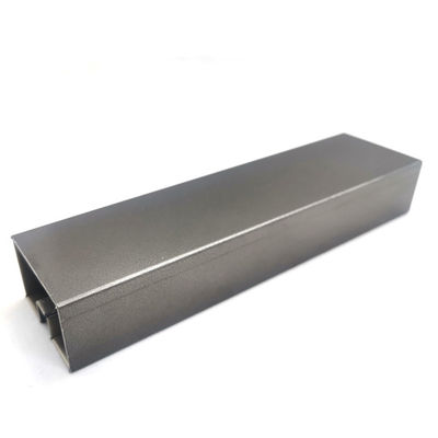 Bom preço O grânulo soprou 12mm que a guarnição de aço inoxidável preta descasca JIS 304 1.15mm densamente on-line