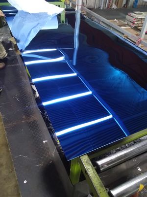 Bom preço 201 Água azul-ouro espelho de cor ondulada PVD revestido de chapas de aço inoxidável para revestimento de tecto on-line