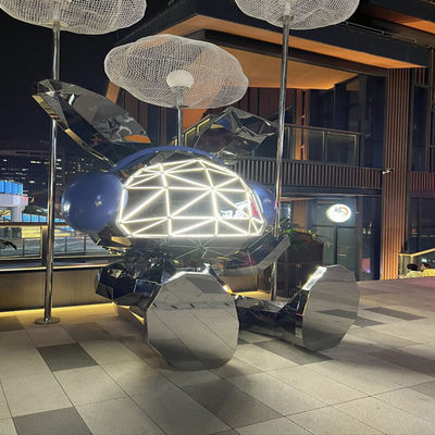 Bom preço Arte de decoração pública ao ar livre Design personalizado LED Escultura de aço inoxidável on-line