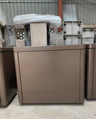 Bom preço Jardineira retangular moderna de aço inoxidável 304 personalizada para decoração de jardim on-line