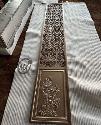 Bom preço Modelo chinês de cortar a laser divisória de tela de aço inoxidável com padrão de flores e PVD revestimento de titânio on-line