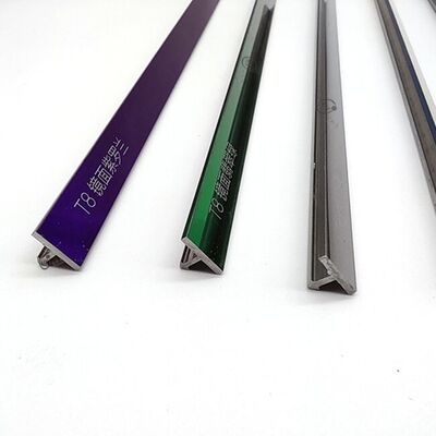 Fábrica Foshan 304 de aço inoxidável T Trim Tamanho personalizado Borracha de ouro em forma de T Faixa decorativa para móveis de azulejos de parede