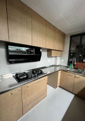 Bom preço Lave de aço inoxidável resistente a arranhões de 28 polegadas com borda, estação de trabalho de tigela única on-line