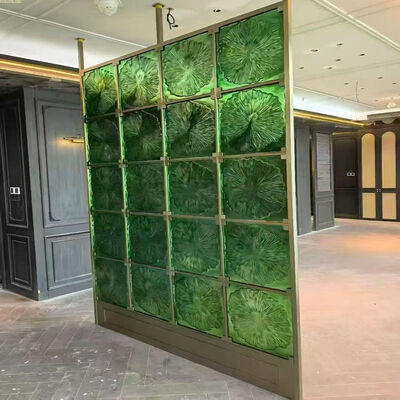 Bom preço Luxo Esmeralda Verde Vidro de aço inoxidável divisor de quarto tela decorativa para projeto de interior de villa on-line